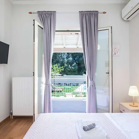 Loukiana Villa *