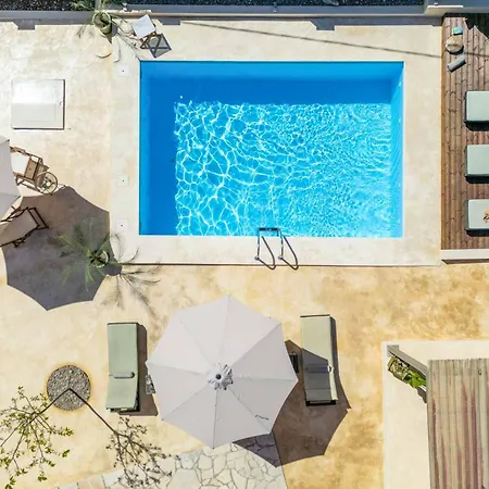 Вилла Loukiana *