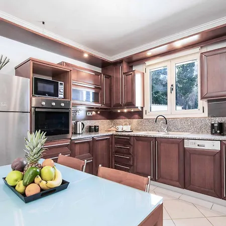 Loukiana Villa *